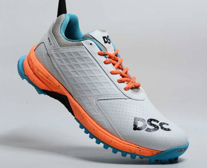 Cricket Shoes